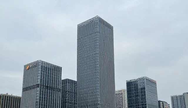 运维中技术支持的两种应用场景对比与取舍